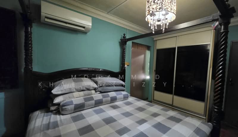 408 Sembawang Drive, 408 Sembawang Drive, 4 Bedrooms, 1,399 sqft, HDB Flat For Sale, by Mohammad Khafidz(Fizzy Fizz), 500099919 - Bedroom - PropertyGuru.com.sg