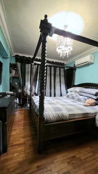 408 Sembawang Drive, 408 Sembawang Drive, 4 Bedrooms, 1,399 sqft, HDB Flat For Sale, by Mohammad Khafidz(Fizzy Fizz), 500099919 - Bedroom - PropertyGuru.com.sg