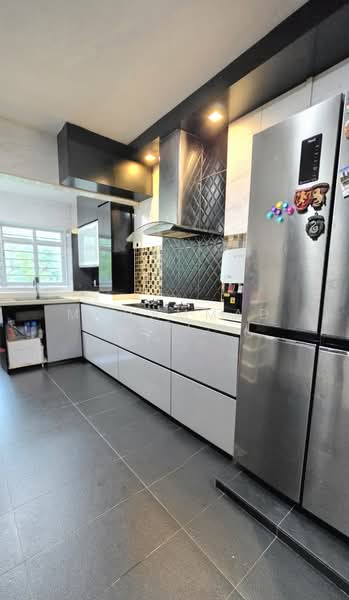 408 Sembawang Drive, 408 Sembawang Drive, 4 Bedrooms, 1,399 sqft, HDB Flat For Sale, by Mohammad Khafidz(Fizzy Fizz), 500099919 - Kitchen - PropertyGuru.com.sg