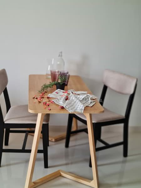 Near Farrer Park Mrt, City Living, , 3 Bedrooms, 678 sqft, Condominium For Rent, by Priscilla Lee, 500099938 - Dining Room - PropertyGuru.com.sg