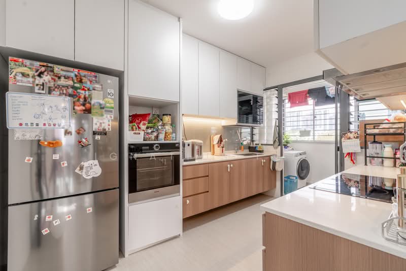 445A Clementi Avenue 3 HDB Flat For Sale at S$ 1,499,999 | PropertyGuru Singapore - Kitchen