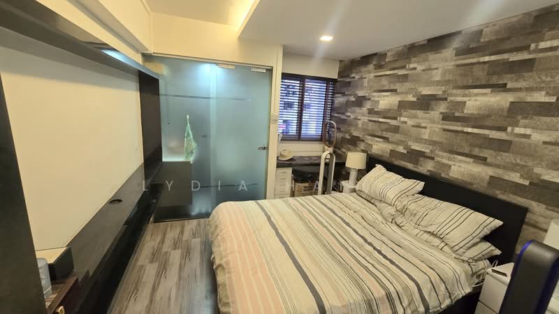 803 Tampines Avenue 4 HDB Flat For Sale at S$ 440,000 | PropertyGuru Singapore - Bedroom