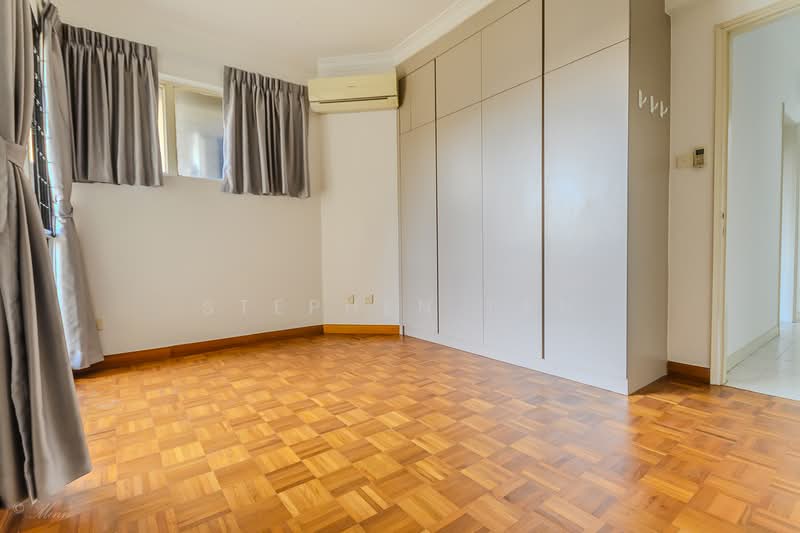 Bullion Park Condominium For Sale at S$ 1,200,000 | PropertyGuru Singapore - Masterbedroom