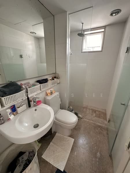 The Centris, 65 Jurong West Central 3, Room Rental, 130 sqft, Condominium For Rent, by Francis Lee, 500099964 - Bathroom - PropertyGuru.com.sg