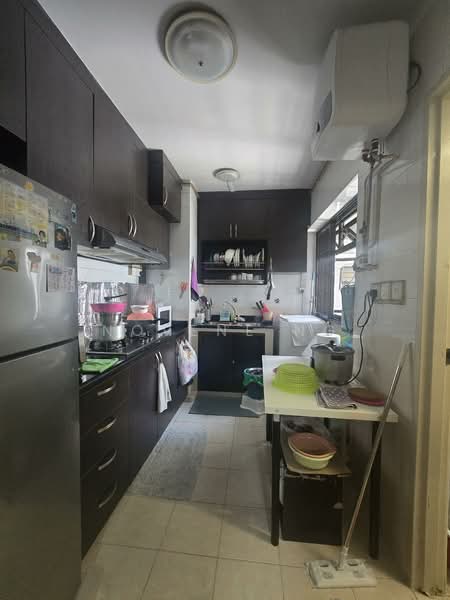 26C Jalan Membina HDB Flat For Sale at S$ 765,000 | PropertyGuru Singapore - Kitchen