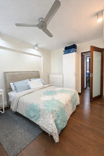 542 Ang Mo Kio Avenue 10 HDB Flat For Sale at S$ 419,000 | PropertyGuru Singapore - Bedroom