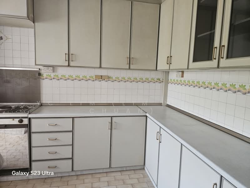 51 Teban Gardens Road, 51 Teban Gardens Road, 3 Bedrooms, 1,571 sqft, HDB Flat For Sale, by YC Lim (Lim Yong Chuan), 500099970 - Kitchen - PropertyGuru.com.sg