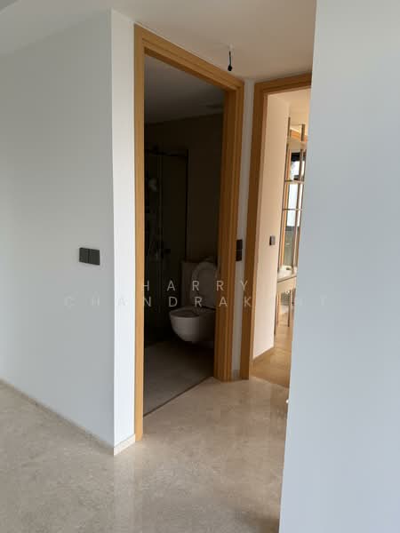 Hill House, 10A-11 Institution Hill, 10B, 2 Bedrooms, 624 sqft, Condominium For Rent, by Harry Chandrakant, 500099983 - Bathroom - PropertyGuru.com.sg