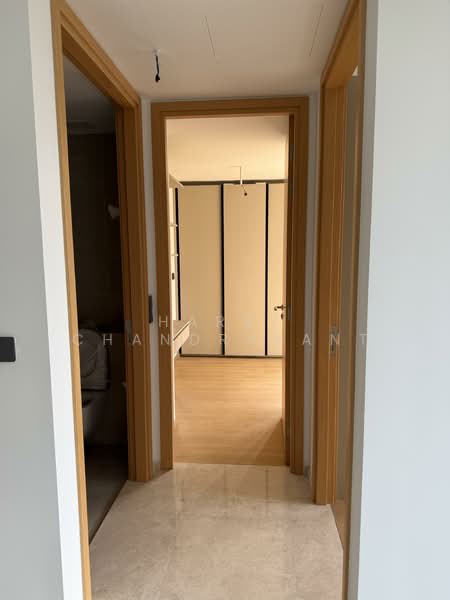 Hill House, 10A-11 Institution Hill, 10B, 2 Bedrooms, 624 sqft, Condominium For Rent, by Harry Chandrakant, 500099983 - Corridor - PropertyGuru.com.sg