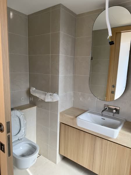 Hill House, 10A-11 Institution Hill, 10B, 2 Bedrooms, 624 sqft, Condominium For Rent, by Harry Chandrakant, 500099983 - Bathroom - PropertyGuru.com.sg