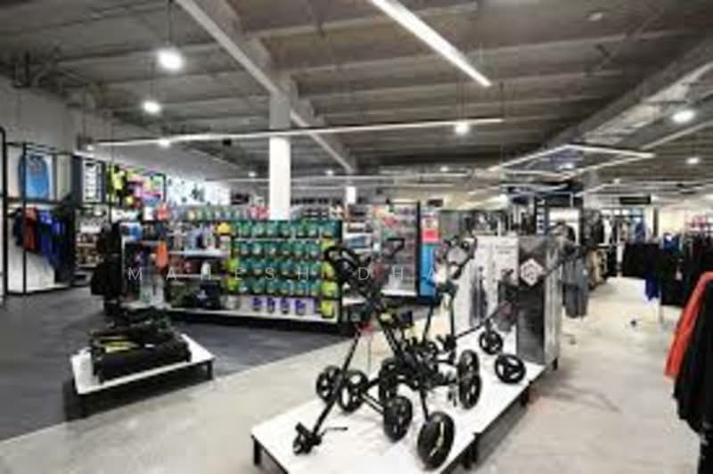 Rare Spacious Retail Space Paya Lebar High Visibility Mall Entrance, Tanjong Katong Road, 3,384 sqft, Mall Shop For Rent, by Mahesh Dhalani, 500099985 - Interior - CommercialGuru.com.sg