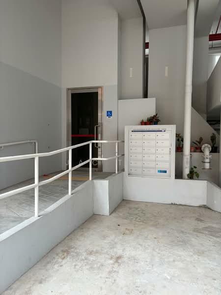Alexandra Road, Alexandra Road, 2,134 sqft, Other Retail For Rent, by Jac Teo, 500099996 - Entrance - CommercialGuru.com.sg