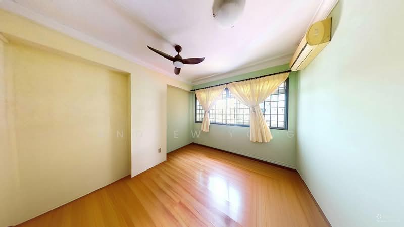 94B Bedok North Avenue 4 HDB Flat For Sale at S$ 948,888 | PropertyGuru Singapore - Bedroom