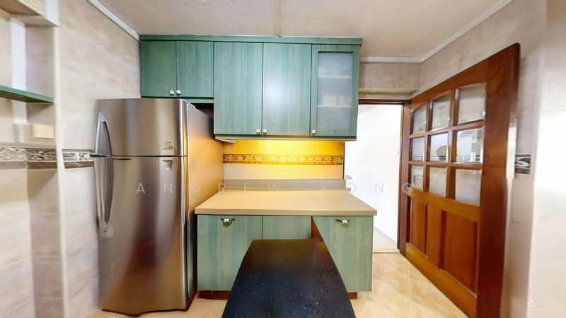 94B Bedok North Avenue 4 HDB Flat For Sale at S$ 948,888 | PropertyGuru Singapore - Kitchen