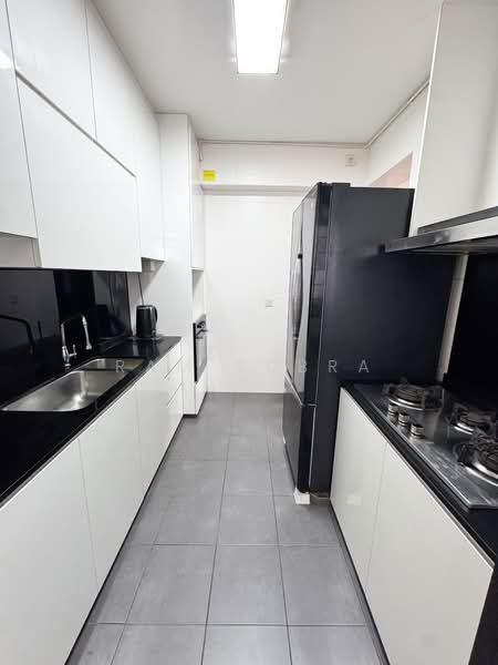 261A Punggol Way HDB Flat For Sale at S$ 610,000 | PropertyGuru Singapore - Kitchen
