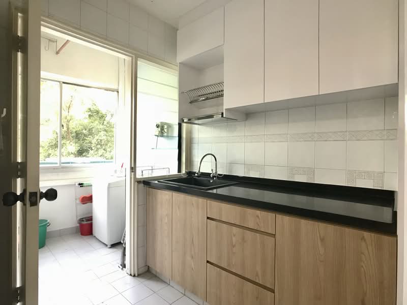 Canne Lodge Apartment For Sale at S$ 1,190,000 | PropertyGuru Singapore - Kitchen