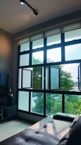 415A Northshore Drive HDB Flat For Sale at S$ 799,000 | PropertyGuru Singapore - Living Room