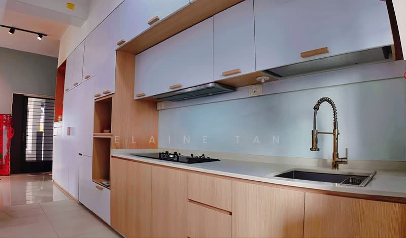 415A Northshore Drive HDB Flat For Sale at S$ 799,000 | PropertyGuru Singapore - Kitchen