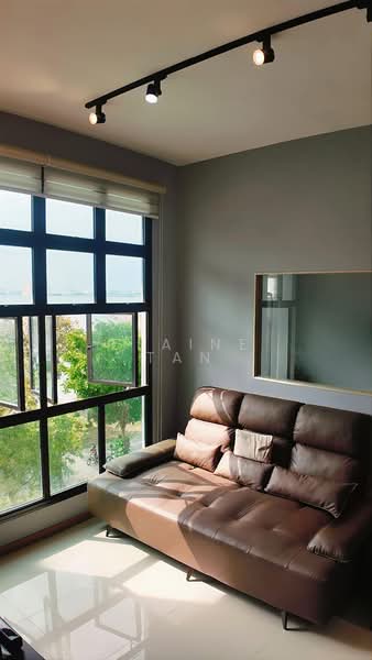 415A Northshore Drive HDB Flat For Sale at S$ 799,000 | PropertyGuru Singapore - Living Room