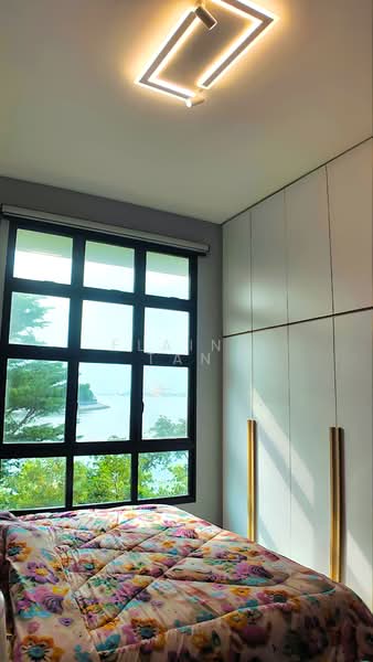 415A Northshore Drive, 415A Northshore Drive, 3 Bedrooms, 1,011 sqft, HDB Flat For Sale, by Elaine Tan, 500100015 - Masterbedroom with full sea facing view - PropertyGuru.com.sg
