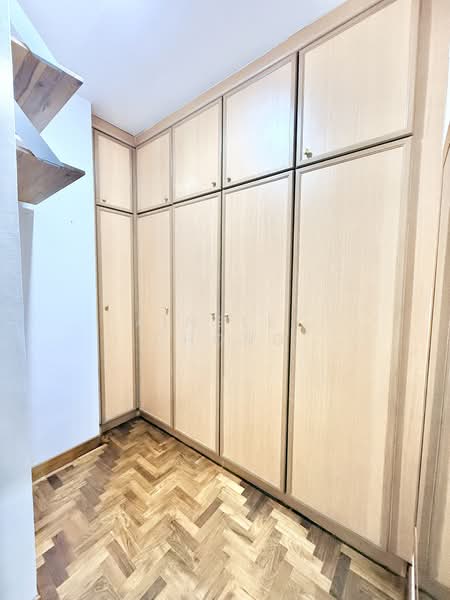 Kelulut Hill Terraced House For Sale at S$ 3,900,000 | PropertyGuru Singapore - Interior