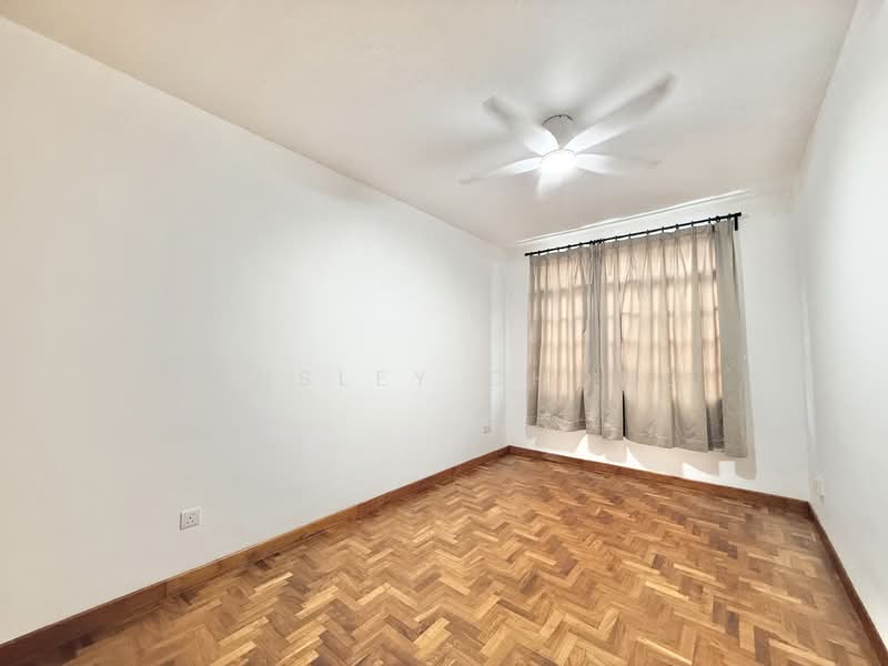 Kelulut Hill Terraced House For Sale at S$ 3,900,000 | PropertyGuru Singapore - Interior