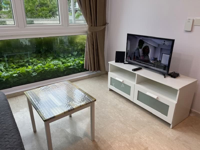 The Hillford Condominium For Sale at S$ 668,000 | PropertyGuru Singapore - Living Room