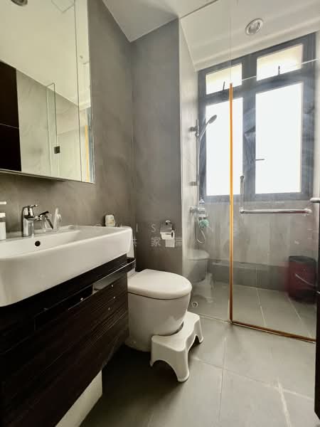 The Foresta @ Mount Faber, 102 Wishart Road, 2 Bedrooms, 1,195 sqft, Condominium For Rent, by Louis Ang 洪家豪, 500100026 - Bathroom - PropertyGuru.com.sg