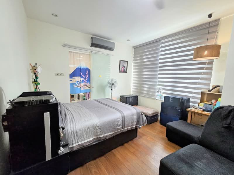 Parc Regency Apartment For Sale at S$ 2,550,000 | PropertyGuru Singapore - Bedroom