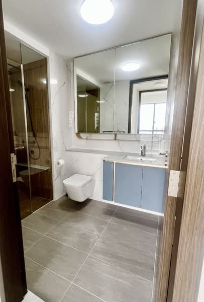 AMO Residence Condominium For Sale at S$ 1,599,999 | PropertyGuru Singapore - Bathroom