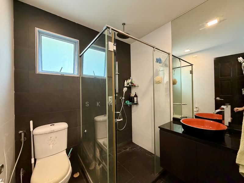 29 Dyson road, Dyson road, 5 Bedrooms, 3,500 sqft, Corner Terrace For Rent, by Sky Lai, 500100054 - Lvl 2 ensuite 3 - PropertyGuru.com.sg