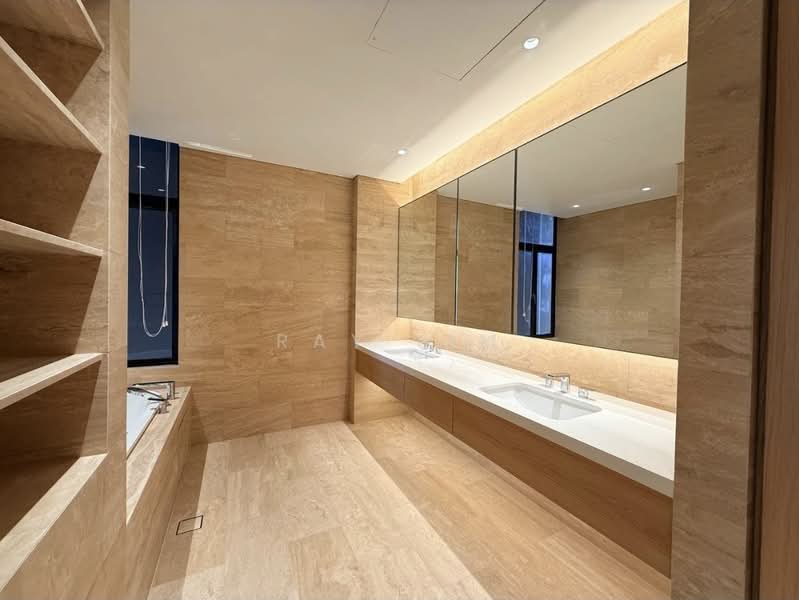 The Colonnade, 82 Grange Road, 3 Bedrooms, 3,994 sqft, Condominium For Rent, by Ray Lim, 500100055 - Bathroom - PropertyGuru.com.sg