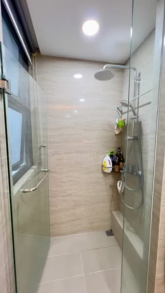 Waterwoods Executive Condominium For Sale at S$ 1,700,000 | PropertyGuru Singapore - Bathroom