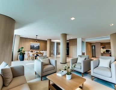 For Rent - The Colonnade