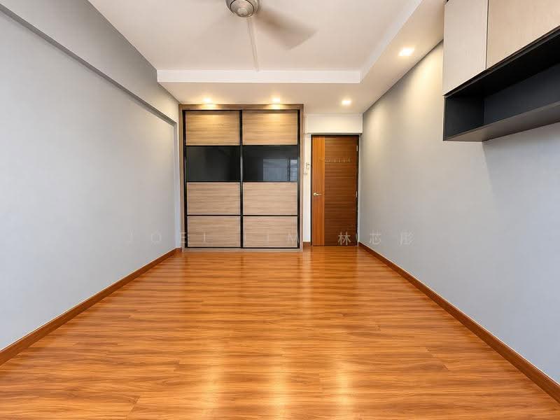 288 Tampines Street 22, 288 Tampines Street 22, Pasir Ris / Tampines, 3 Bedrooms, 1,431 sqft, HDB Flat For Sale, by Joei Lim 林芯彤, 500100067 - Common room 1 - PropertyGuru.com.sg