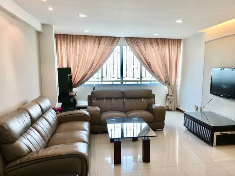 439 Ang Mo Kio Avenue 10, 439 Ang Mo Kio Avenue 10, 3 Bedrooms, 1,280 sqft, HDB Flat For Rent, by Xavier Ng, 500100070 - Living Room - PropertyGuru.com.sg
