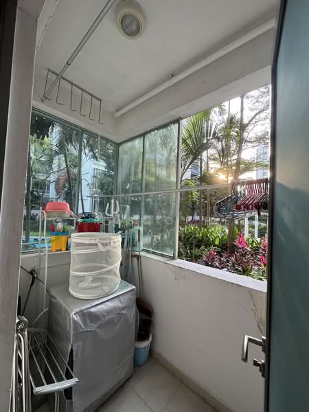 Carabelle Condominium For Sale at S$ 1,880,000 | PropertyGuru Singapore - Balcony