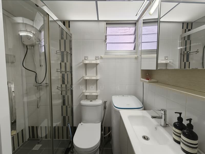 10C Bendemeer Road HDB Flat For Sale at S$ 1,020,000 | PropertyGuru Singapore - Bathroom