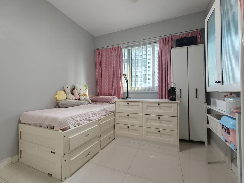 10C Bendemeer Road HDB Flat For Sale at S$ 1,020,000 | PropertyGuru Singapore - Bedroom