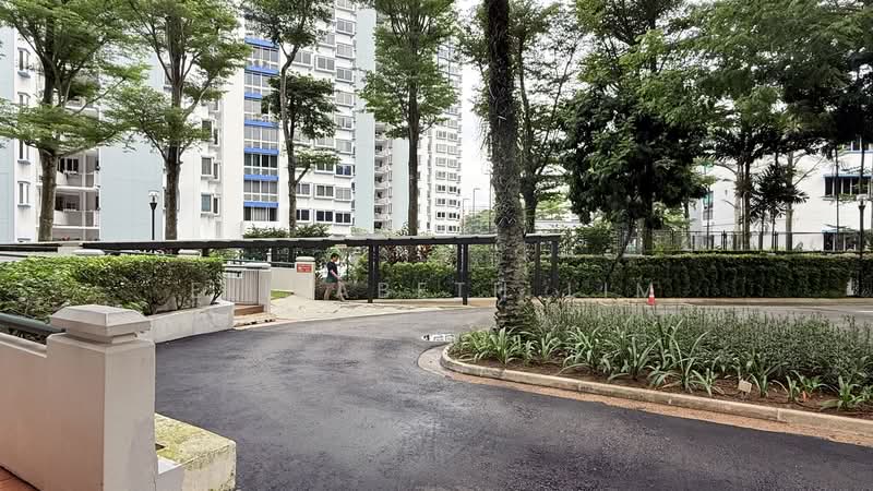 Castle Green, 483 Yio Chu Kang Road, 3 Bedrooms, 1,151 sqft, Condominium For Sale, by Elizabeth Lim, 500100093 - Exterior - PropertyGuru.com.sg