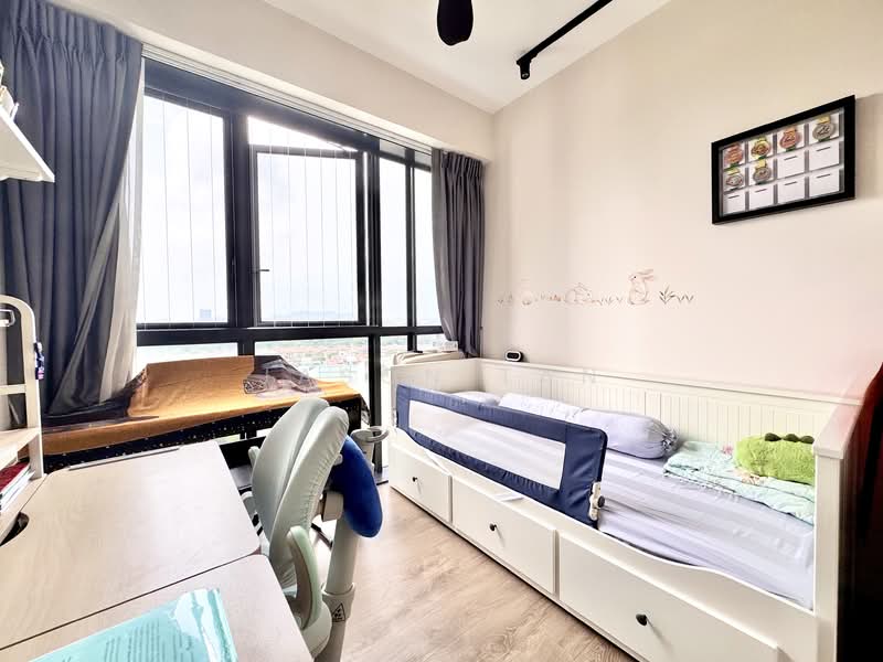 Whistler Grand, 109 West Coast Vale, 3 Bedrooms, 1,066 sqft, Condominium For Rent, by Jason Tan, 500100104 - Bedroom - PropertyGuru.com.sg