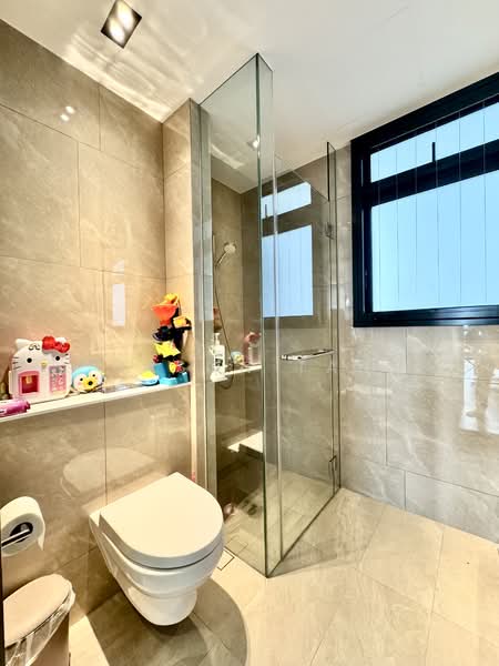 Whistler Grand, 109 West Coast Vale, 3 Bedrooms, 1,066 sqft, Condominium For Rent, by Jason Tan, 500100104 - Bathroom - PropertyGuru.com.sg