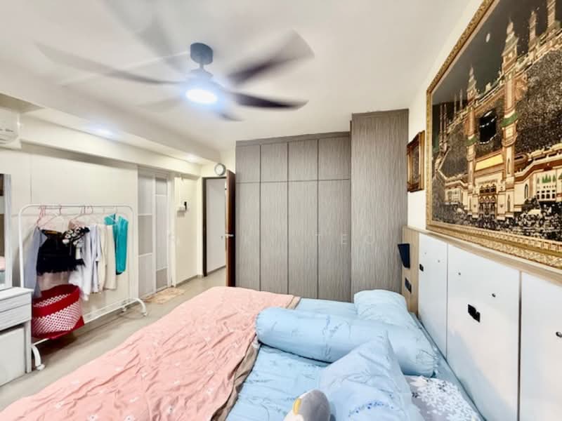 326 Yishun Ring Road HDB Flat For Sale at S$ 910,000 | PropertyGuru Singapore - Bedroom