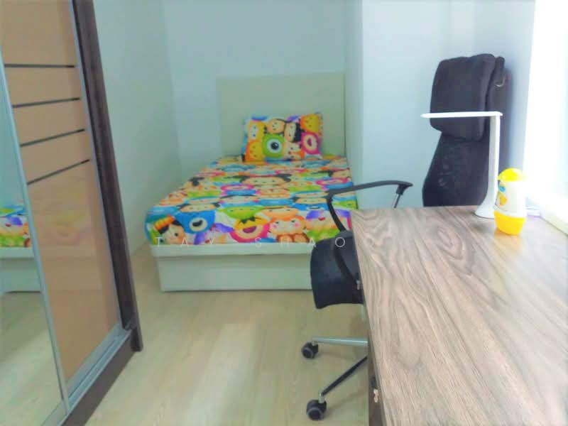 Tiong Bahru Estate, 58 Seng Poh Road, Room Rental, 100 sqft, Apartment For Rent, by Tay Shaoqi, 500100120 - Bedroom - PropertyGuru.com.sg