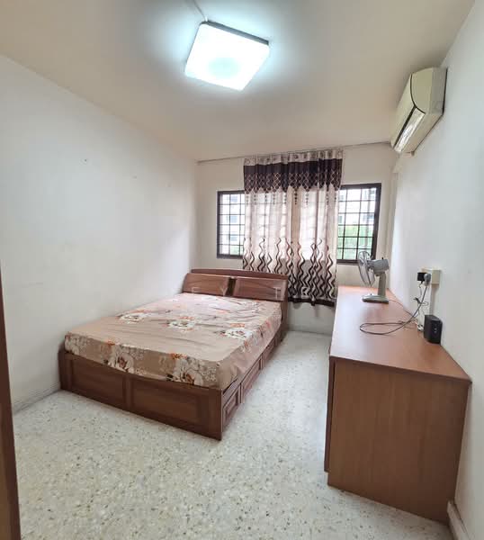 490 Jurong West Avenue 1 HDB Flat For Sale at S$ 550,000 | PropertyGuru Singapore - Bedroom