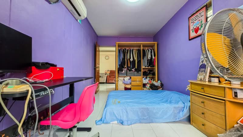 440 Hougang Avenue 8 HDB Flat For Sale at S$ 599,999 | PropertyGuru Singapore - Bedroom