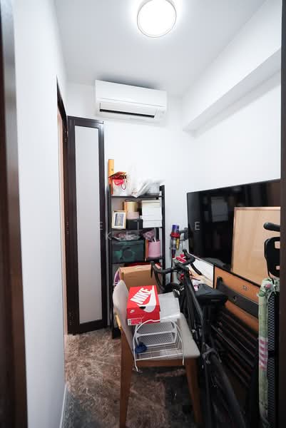 Avenue South Residence Condominium For Sale at S$ 2,999,999 | PropertyGuru Singapore - Store room