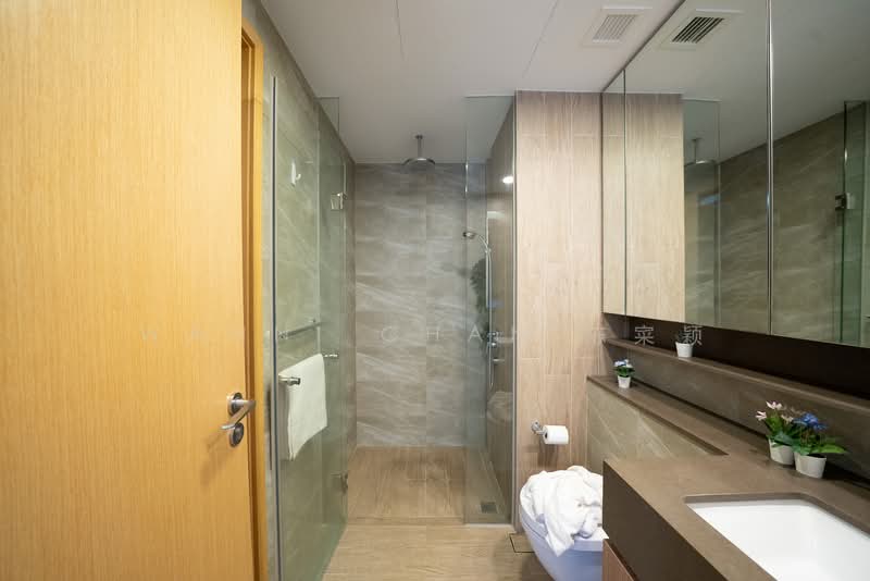 The Jovell, 27 Flora Drive, 1 Bedroom, 527 sqft, Condominium For Sale, by Wanni Chan 陈寀颖, 500100135 - Bathroom - PropertyGuru.com.sg