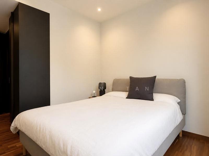 Hyll on Holland, 95 Holland Road, Tanglin / Holland / Bukit Timah, 3 Bedrooms, 1,055 sqft, Condominium For Sale, by Jasmine Tan, 500100136 - Master Bedroom - PropertyGuru.com.sg