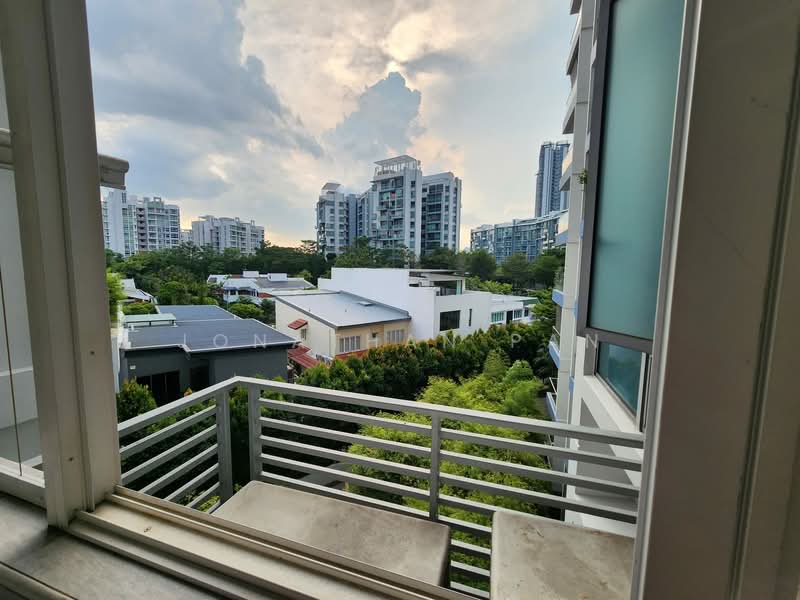 Carabelle Condominium For Sale at S$ 2,458,000 | PropertyGuru Singapore - Balcony